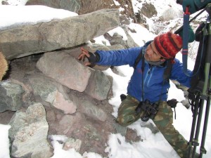 Jigmet tracking snow leopard in Hemis National Park